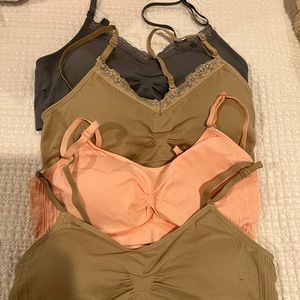4 Coobie One Size Bras